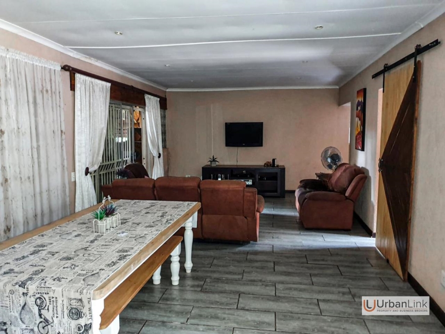 4 Bedroom Property for Sale in Cashan North West